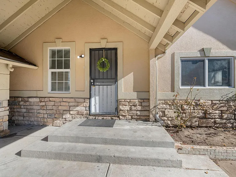 58 S Julian St — Photo 27