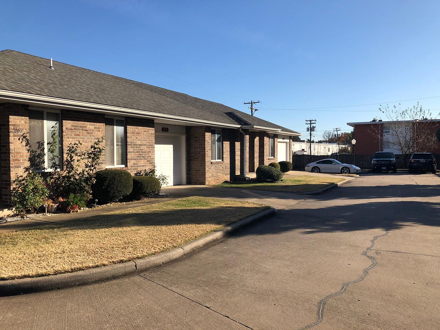 2057 S Kentwood Ave, Springfield, MO 65804 Zillow