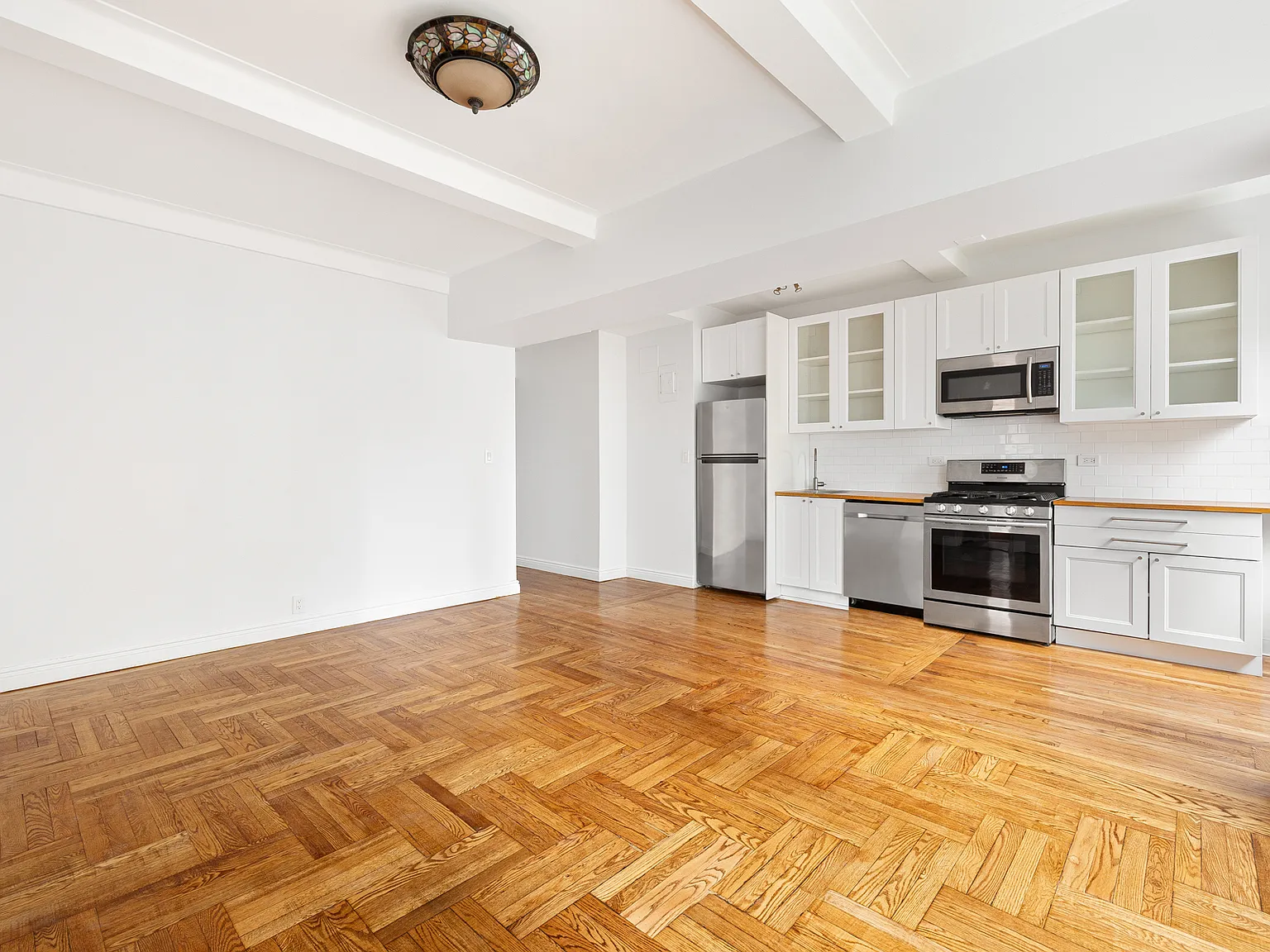 433 West 34th Street — Photo 2