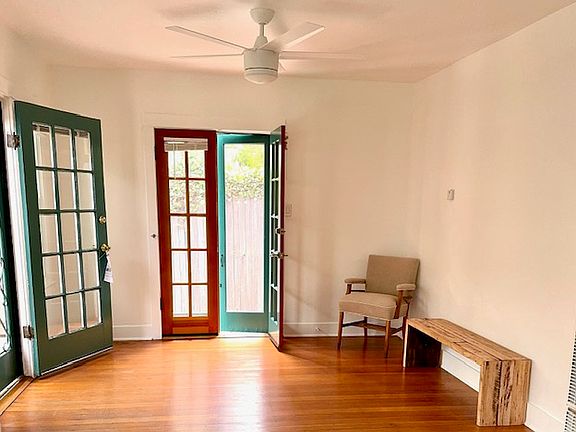 5th image of 223 1/2 California Ave #223-1/2