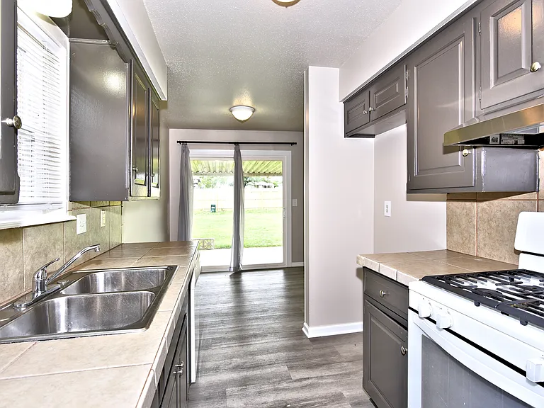 1645 S 128th East Ave — Photo 14