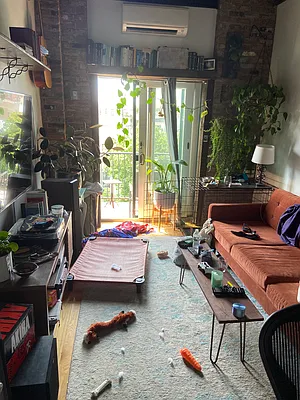 Rented by Smart City Real Estate LLC | media 10
