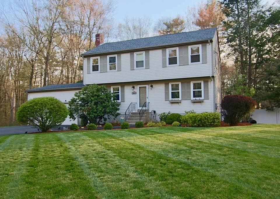 1st image of 611 Massapoag Ave
