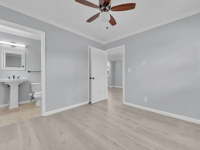 4587 Campus Ave — Photo 16