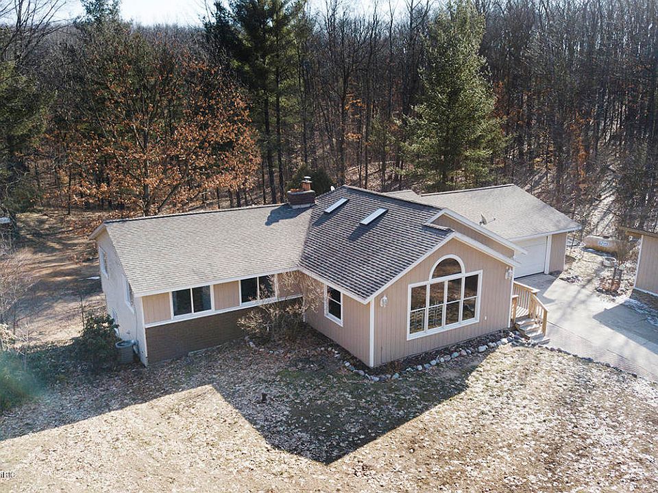 1st image of 6768 Wildwood Ct