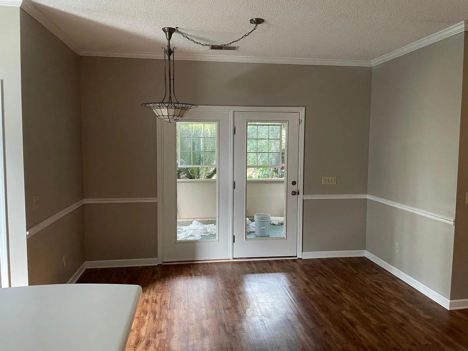 3 bed, 1227 sqft, $1,980 — Photo 4