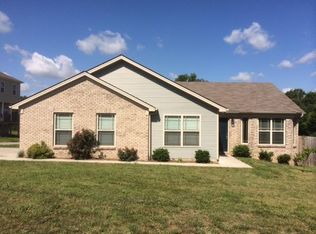 100 King George Dr, Georgetown, KY 40324