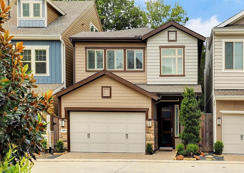 1st image of 1105 Oakwood Pass Ct