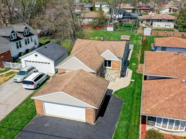 5640 W Hawthorne Ave, Berkeley, IL 60163