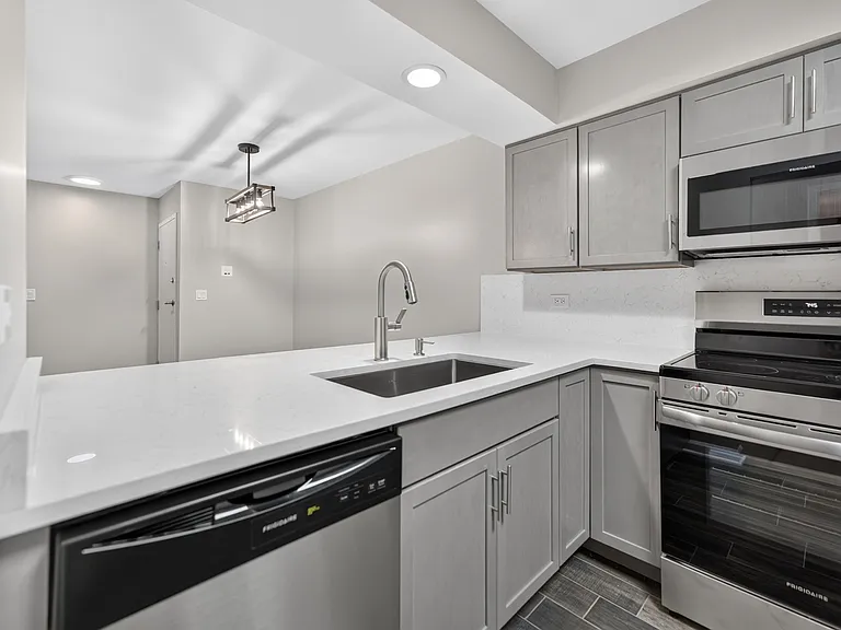 718 Rodenburg Rd #206 — Photo 19