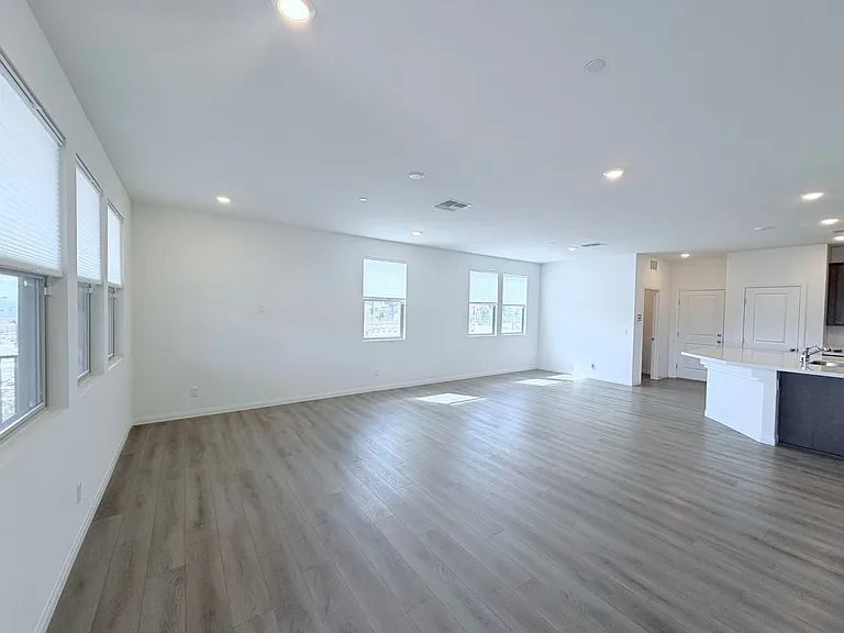 12452 Kings Creek Pl — Photo 9