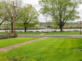 189 George St, Troy, NY 12183