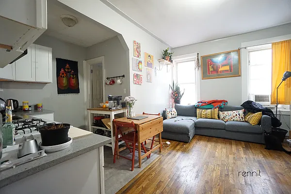 Rented by Rennit Inc. | media 2