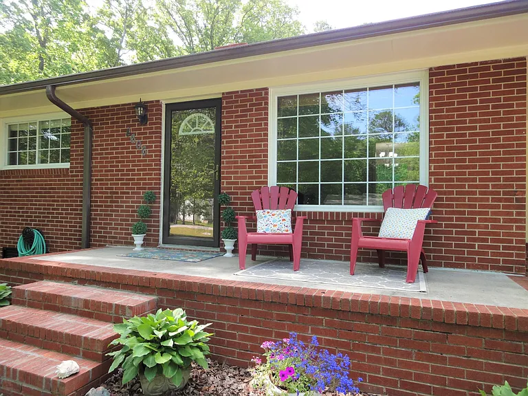 4606 Willa Way — Photo 8