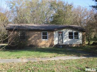 1307 N Wall St, Carbondale, IL 62901