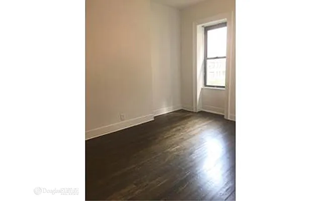 Rented by Douglas Elliman | media 8