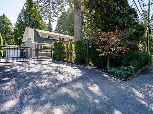 1542 128th St, Surrey, BC V4A 3T7