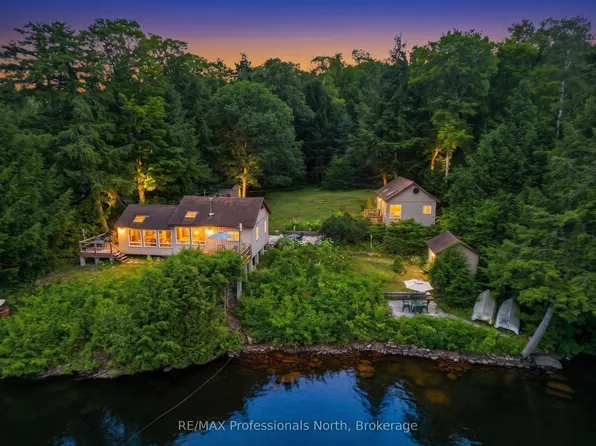 1192 Three Brothers Dr N, Algonquin Highlands, ON K0M 1S0