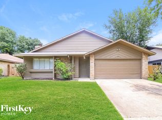 17902 Fieldglen Dr, Houston, TX 77084