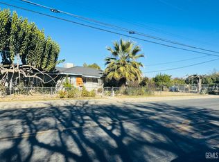 305 Garces Hwy, Delano, CA 93215