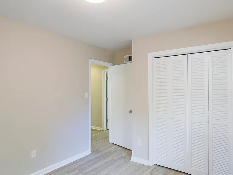 11304 Largo Dr — Photo 31
