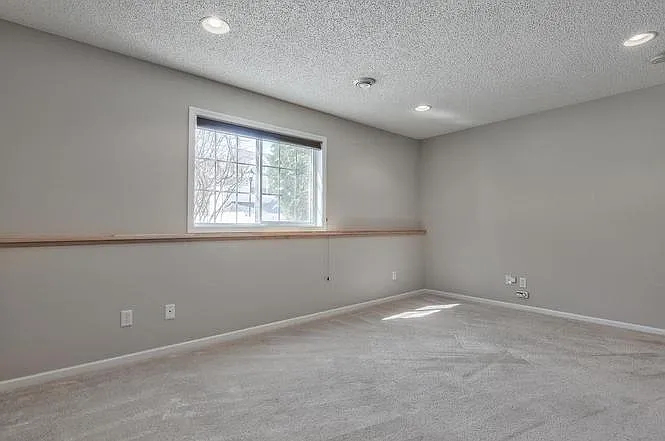15624 Lilac Dr — Photo 9