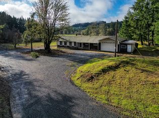 24990 Hall Rd, Cheshire, OR 97419