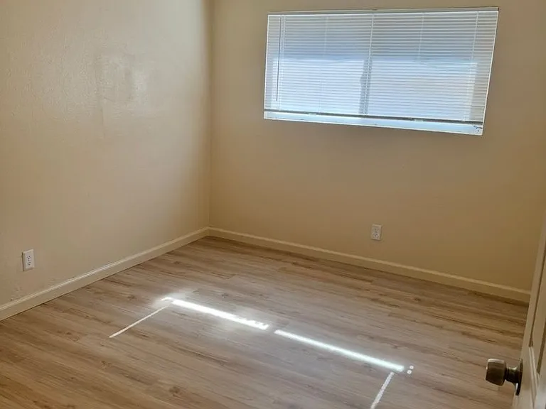 3530 E Iowa Ave — Photo 18