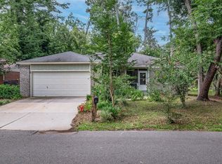 1737 Silverwood Dr, Tallahassee, FL 32301