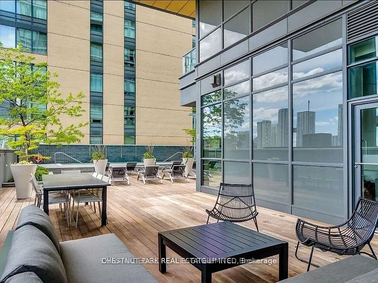8 Charlotte St #2904 — Photo 21