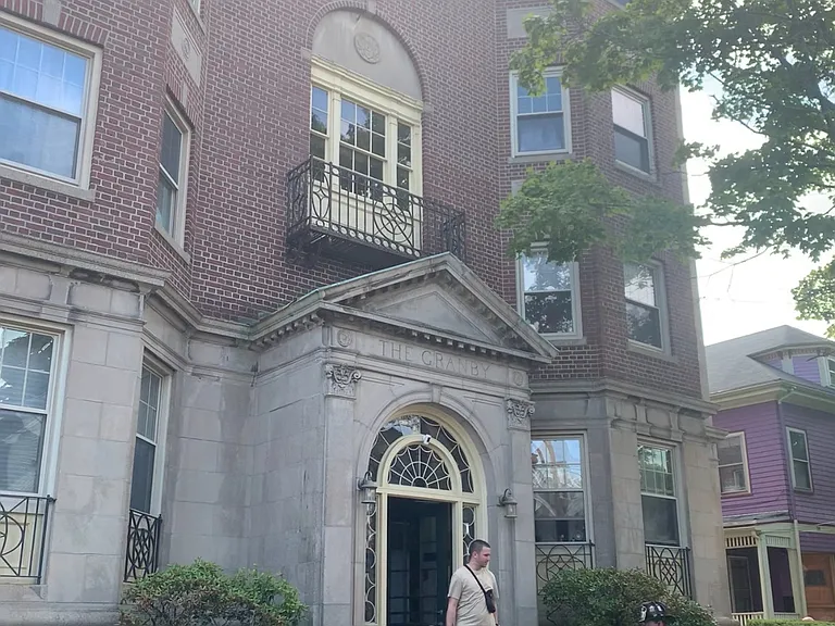 20 Chestnut St #305 — Photo 9