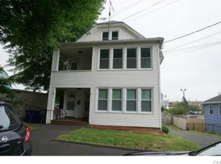 198 Morningside Dr, Bridgeport, CT 06606
