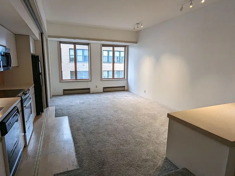 98 Union St #610 — Photo 16