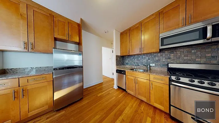 Rented by Bond New York | media 12