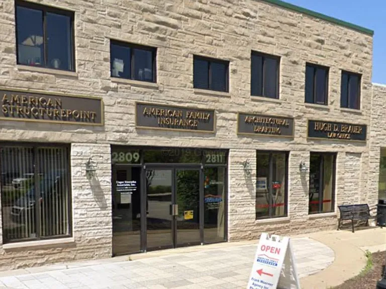 2809 Highway Ave — Photo 2
