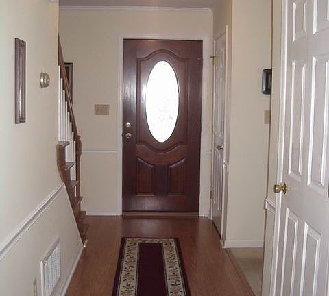 3rd image of 1101 New Hampshire Dr