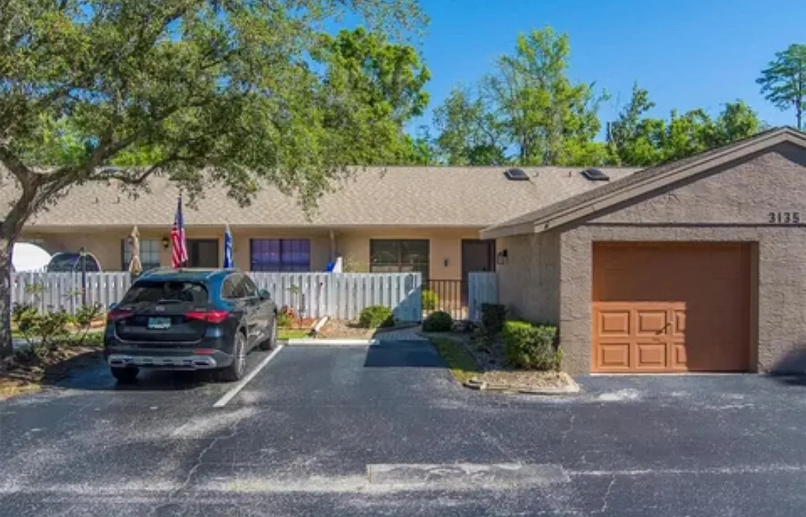 3135 Charter Club Dr — Photo 1