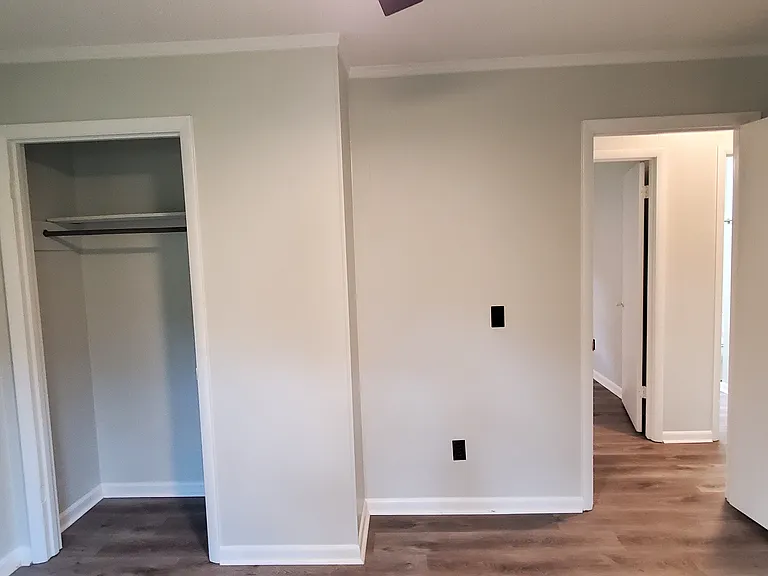 213 Blanton St — Photo 14