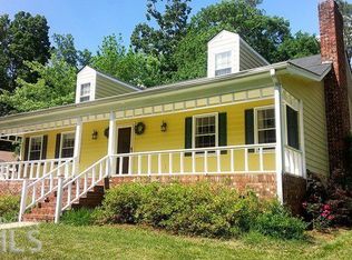 498 Glendale Ct, Stone Mountain, GA 30087