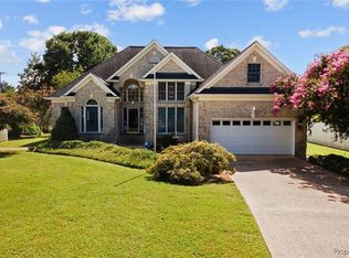 6892 Powhatan Dr, Hayes, VA 23072