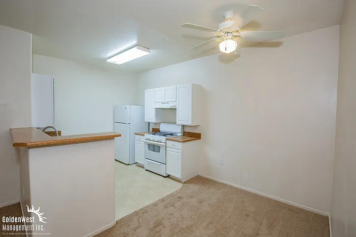8250 N Grand Canyon Dr #1066 — Photo 5