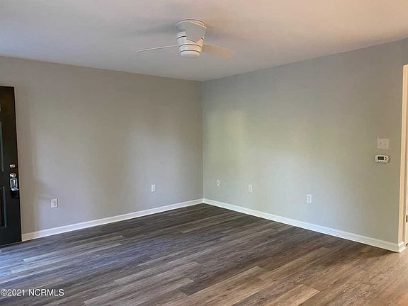 2nd image of 3309 Bridges St APT 16