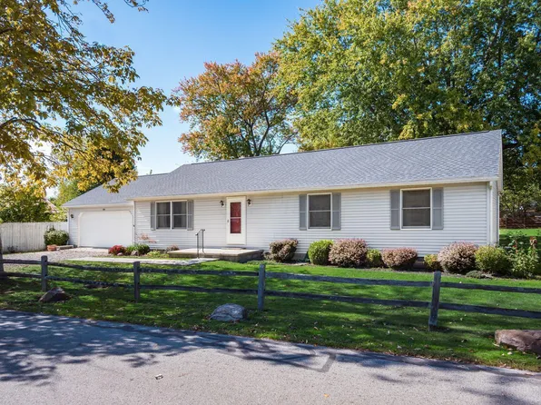 379 W Bigelow Ave, Plain City, OH 43064