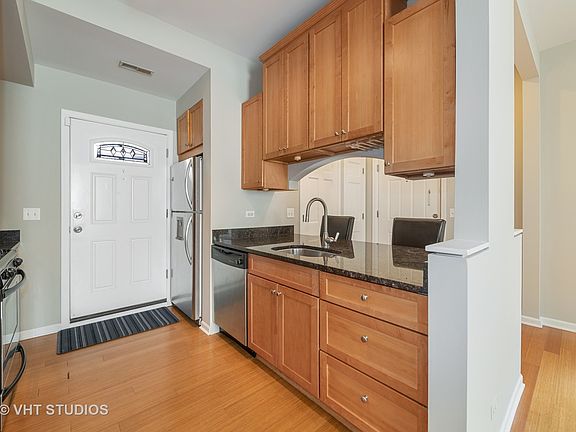 5th image of 2740 N Kimball Ave APT 2R