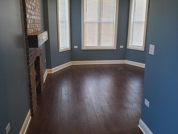 4th image of 1137 W Bryn Mawr Ave #206