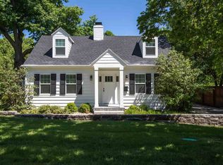 2040 Thackrey St, Manhattan, KS 66502