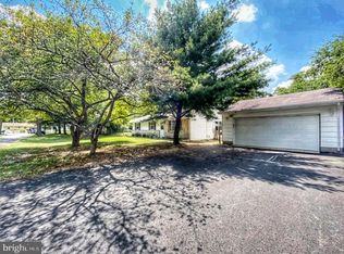 202 Oriole Rd, Browns Mills, NJ 08015