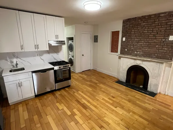 449 West 51st Street image 1 of 13