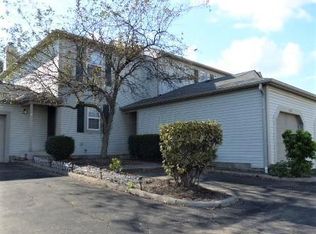 215 Macenroe Dr, Blacklick, OH 43004
