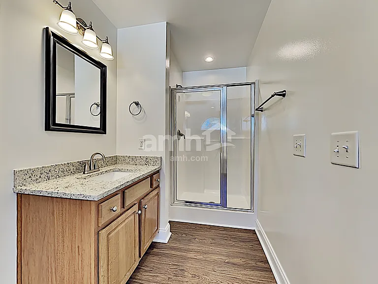 309 Old Stone Ct — Photo 13